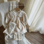 Camelia W 7